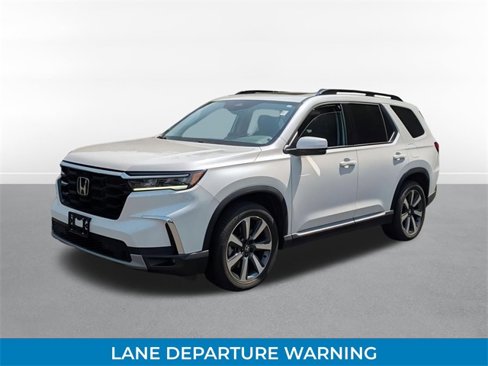 Used 2023 Honda Pilot Touring image 8