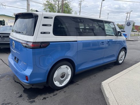 New 2025 Volkswagen ID. Buzz 1st Edition image 6