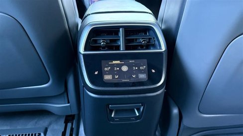 Used 2024 Lucid Air Touring image 15