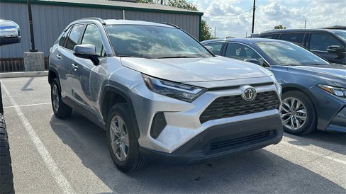 Used 2024 Toyota RAV4 XLE image 3