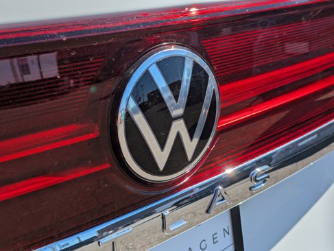 New 2025 Volkswagen Atlas SE image 28