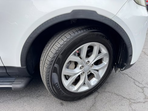 Used 2019 Land Rover Discovery SE image 36