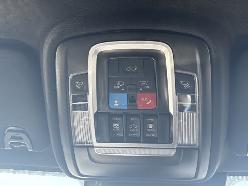 New 2025 RAM 2500 Laramie image 28