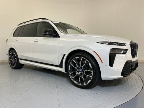 New 2026 BMW X7 M60i image 7