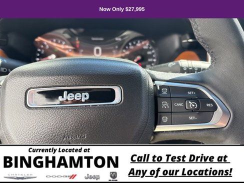 Used 2024 Jeep Compass Limited image 13