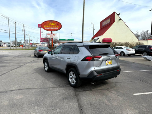 Used 2019 Toyota RAV4 XLE w/ Convenience Package image 10