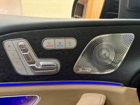 New 2026 Mercedes-Benz GLS 450 4MATIC image 23