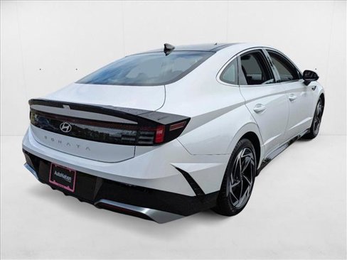 New 2024 Hyundai Sonata SEL w/ Convenience Package image 8