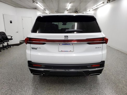 New 2026 Buick Enclave Preferred w/ Power Package image 5