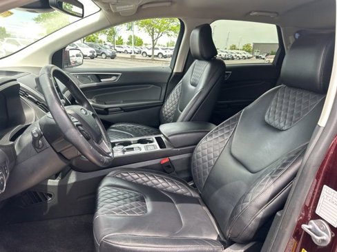 Used 2024 Ford Edge Titanium image 24