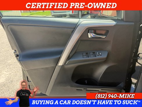 Used 2016 Toyota RAV4 XLE image 22