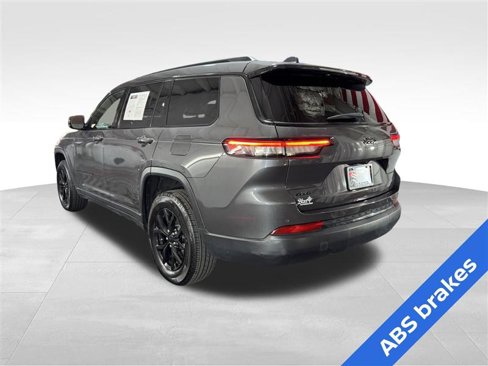 Used 2024 Jeep Grand Cherokee L Laredo image 6
