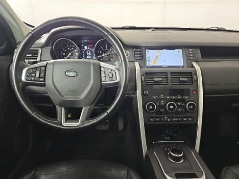 Used 2018 Land Rover Discovery Sport HSE image 5