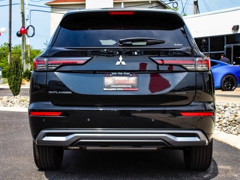 New 2025 Mitsubishi Outlander AWD image 5