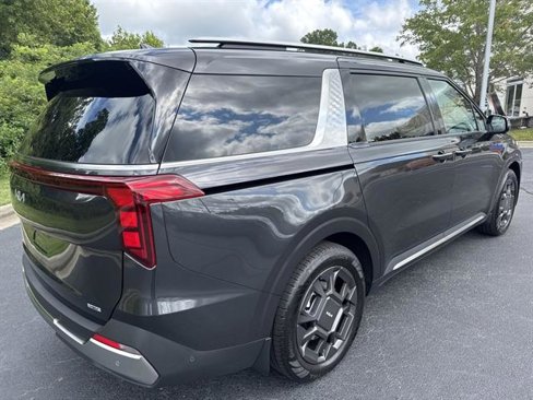 New 2026 Kia Carnival SX image 5