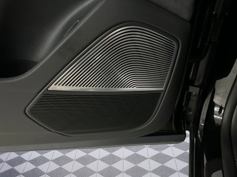 New 2025 Audi RS Q8 performance image 22
