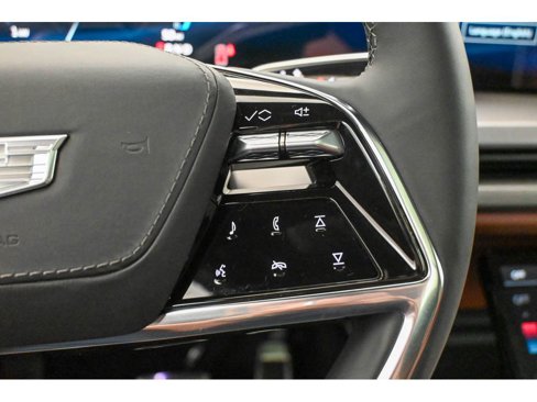 New 2026 Cadillac Vistiq Platinum image 26