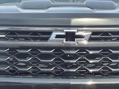 Used 2023 Chevrolet Silverado 1500 ZR2 image 4