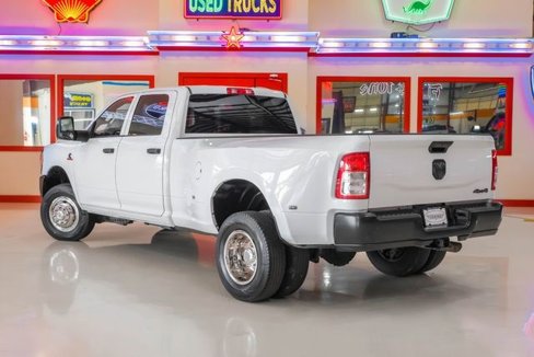 Used 2023 RAM 3500 Tradesman image 4