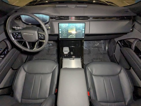 New 2025 Land Rover Range Rover Sport SE image 15