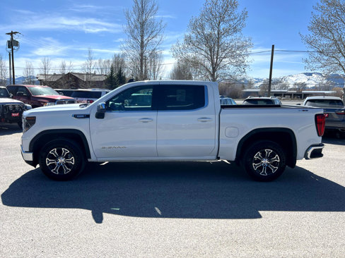 Used 2023 GMC Sierra 1500 SLE image 2