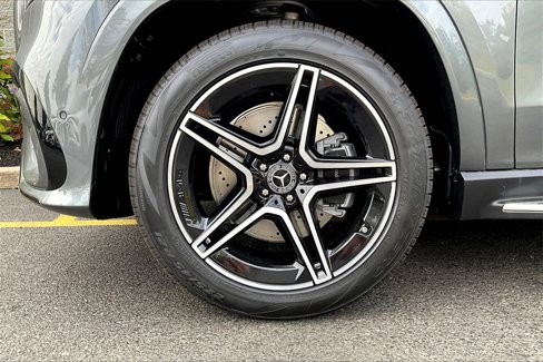 New 2026 Mercedes-Benz GLS 450 4MATIC image 12