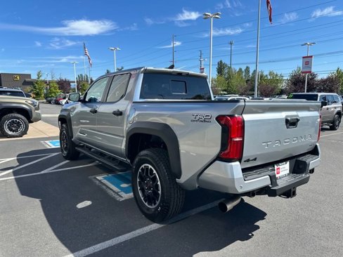 Certified 2024 Toyota Tacoma TRD Off-Road image 5
