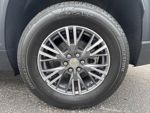 New 2025 Chevrolet Traverse LT image 11