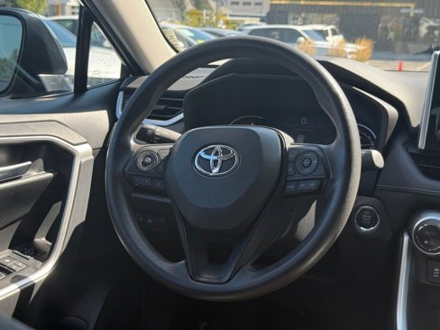 Used 2024 Toyota RAV4 XLE image 20