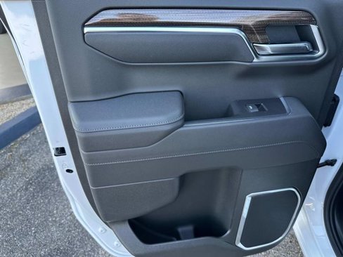 New 2025 Chevrolet Silverado 1500 LT image 30