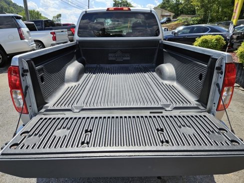 Used 2017 Nissan Frontier S image 11