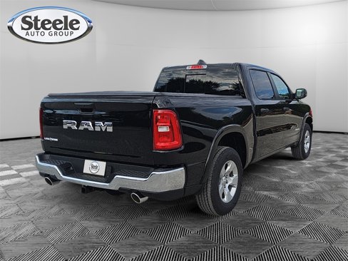 New 2026 RAM 1500 2WD Crew Cab image 5