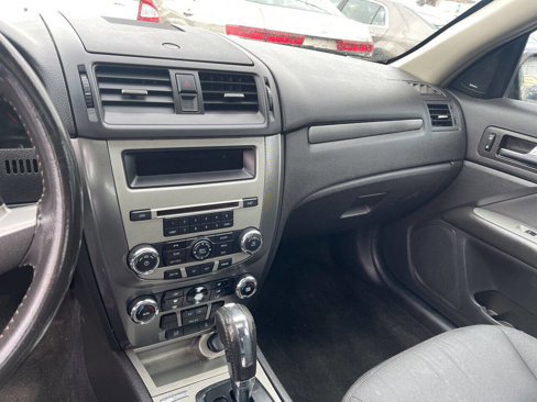 Used 2012 Ford Fusion SEL image 8