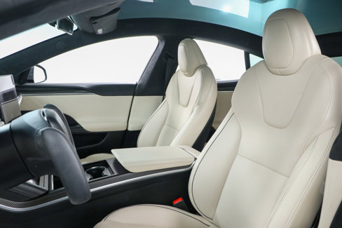 Used 2023 Tesla Model S Plaid image 23