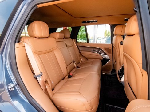 New 2025 Land Rover Range Rover SE image 47