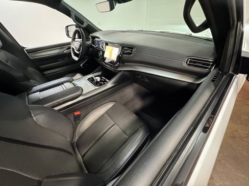 Used 2024 Jeep Wagoneer Series II w/ Convenience Group I image 60