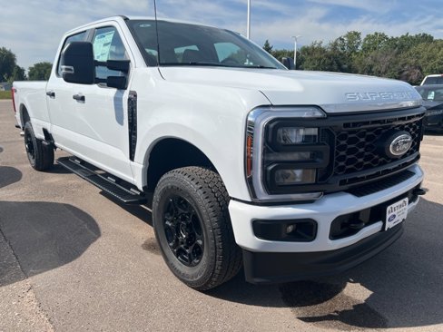 New 2026 Ford F250 4x4 Crew Cab Super Duty image 7