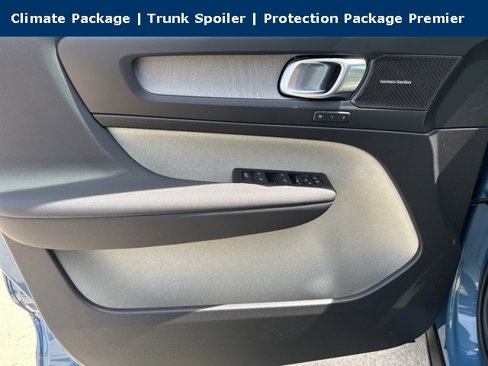 New 2025 Volvo XC40 B5 Ultra w/ Protection Package Premier image 13