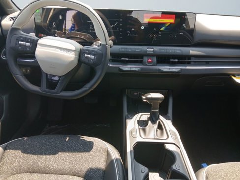 New 2025 Kia K4 GT-Line w/ GT-Line Sunroof Package image 10