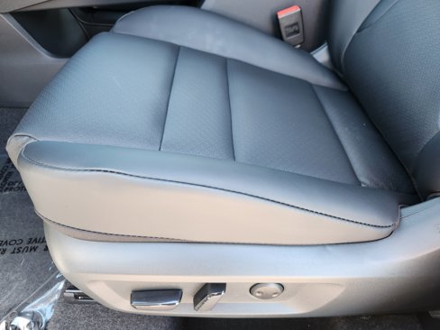 New 2026 Nissan Rogue SV image 9