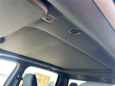 New 2026 RAM 1500 4x4 Crew Cab image 18