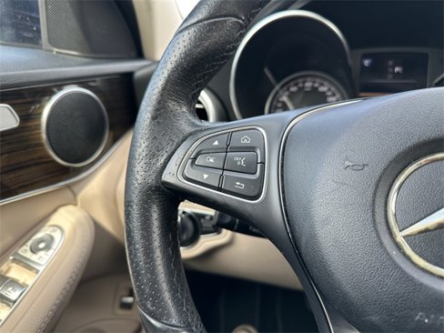 Used 2017 Mercedes-Benz C 300 Sedan image 23