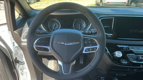 New 2026 Chrysler Voyager LX image 23
