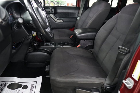 Used 2013 Jeep Wrangler Unlimited Sport image 26