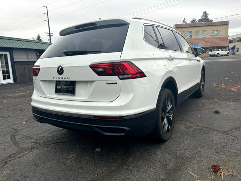 Used 2022 Volkswagen Tiguan SE image 5