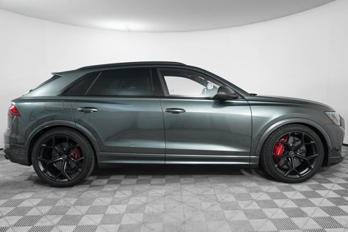 New 2025 Audi RS Q8 performance image 10