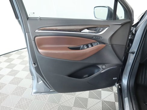 Used 2018 Buick Enclave Avenir w/ Avenir Technology Package image 26
