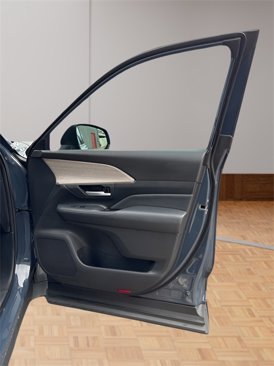 Used 2024 Toyota Grand Highlander Limited image 16