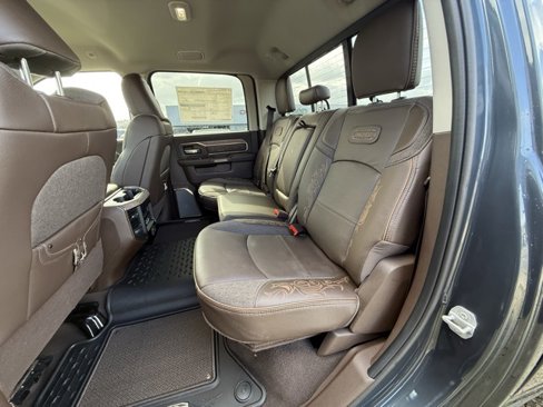 New 2025 RAM 2500 Limited image 10