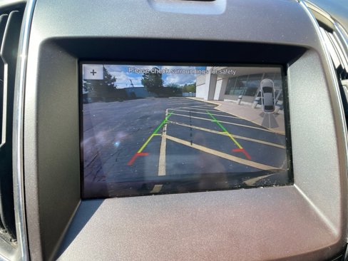 Used 2019 Ford Edge Titanium w/ Cold Weather Package image 15